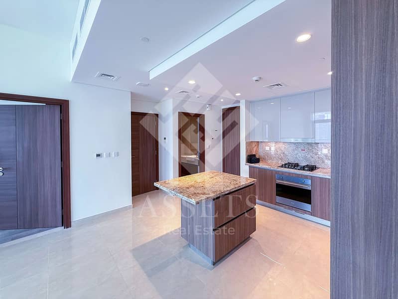 9 Kitchen 02. jpg