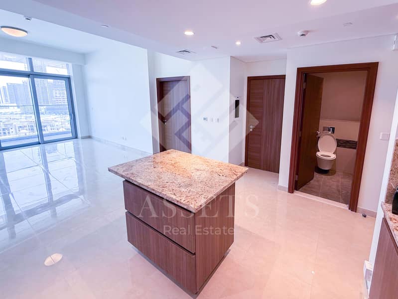 12 Living Room - Kitchen View 03. jpg