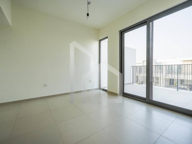 位于蒂拉尔阿尔加夫综合社区,伊兰住宅区 3 卧室的联排别墅 220000 AED - 12004864 位于蒂拉尔阿尔加夫综合社区,伊兰住宅区 3 卧室的联排别墅 220000 AED - 12004864