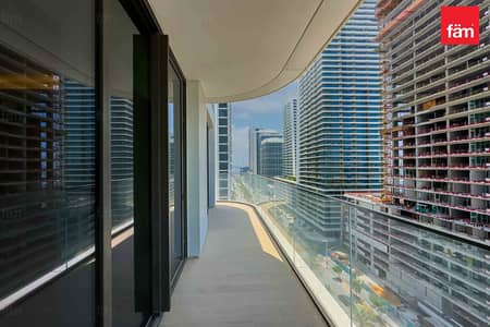 1 Bedroom Apartment for Sale in Dubai Harbour, Dubai - Beachfront Elegance | Peaceful Corner Layout