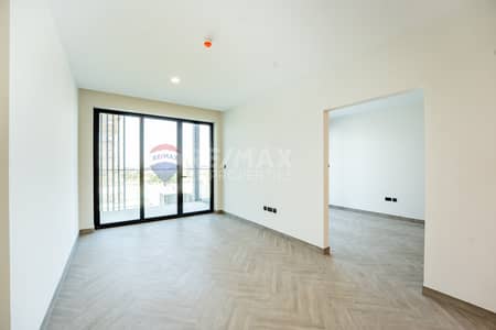 2 Bedroom Apartment for Sale in Jumeirah Village Circle (JVC), Dubai - Ready To Move | Pool and Burj Al Arab View