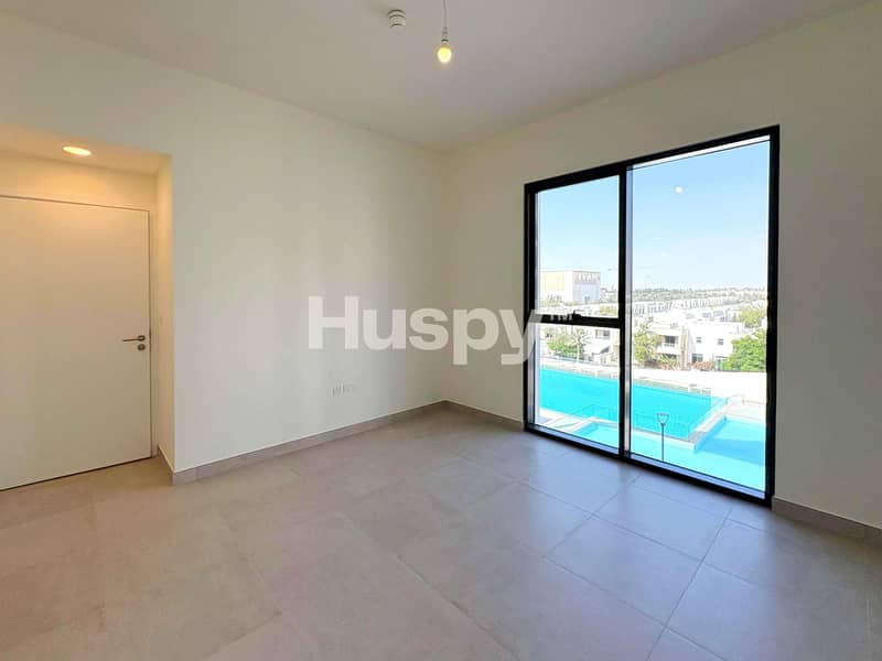 Boulevard View | Brand New | Low Floor Boulevard View | Brand New | Low Floor