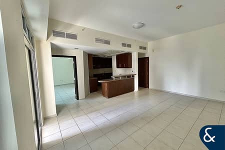 1 Bedroom Apartment for Rent in Business Bay, Dubai - Modern | One Bedroom | Executive Tower B