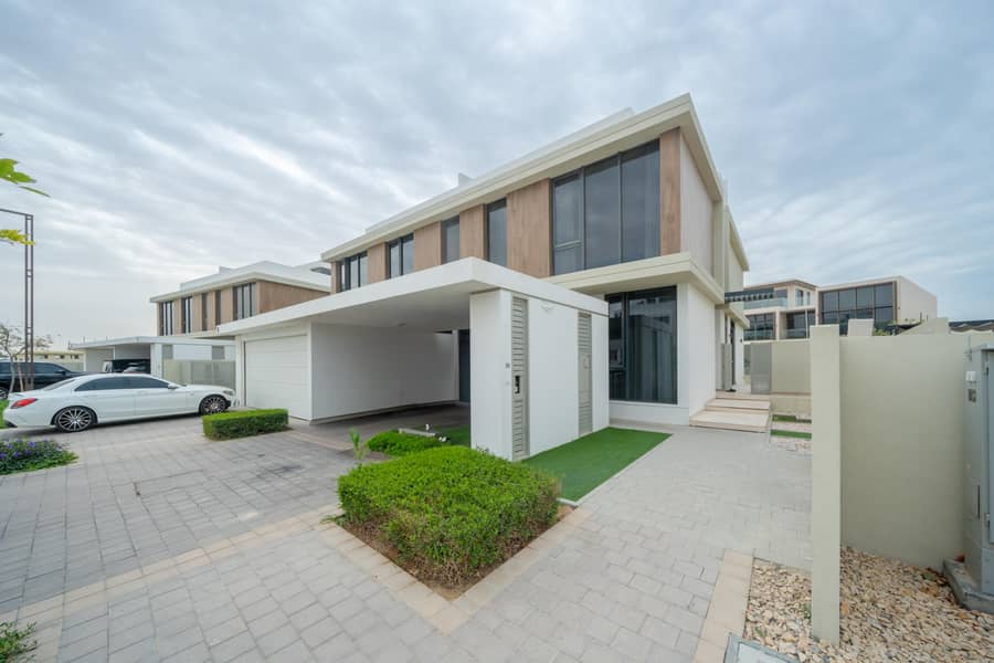 Park Backing | Skyline Views | Large Plot Park Backing | Skyline Views | Large Plot
