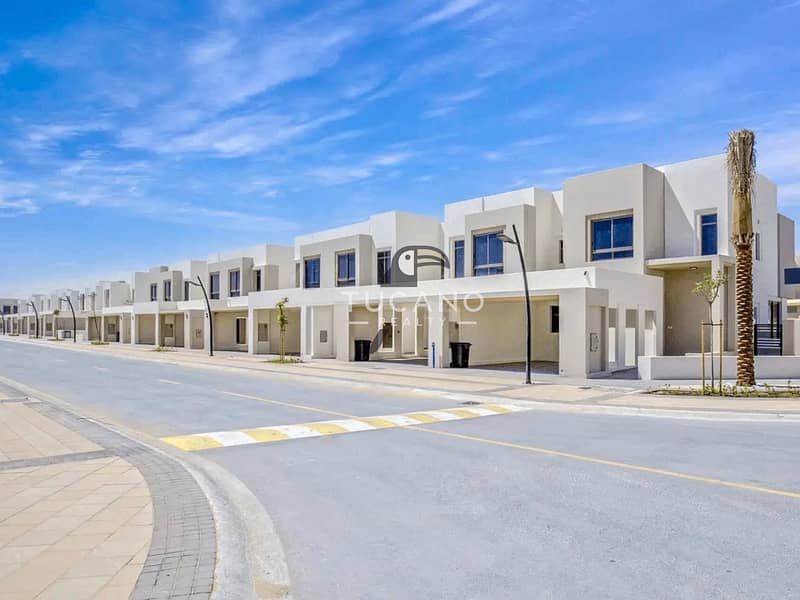 Spacious 3BR + Maid Townhouse| Hayat, Town Square
