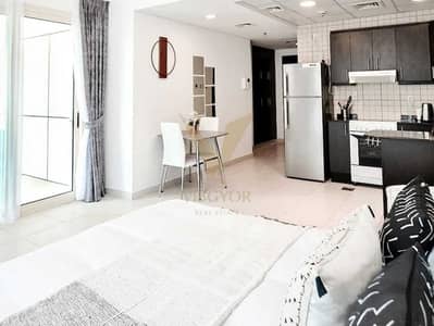 Studio for Rent in Dubai Marina, Dubai - Furnished Studio-Prime Location-The Royal Oceanic