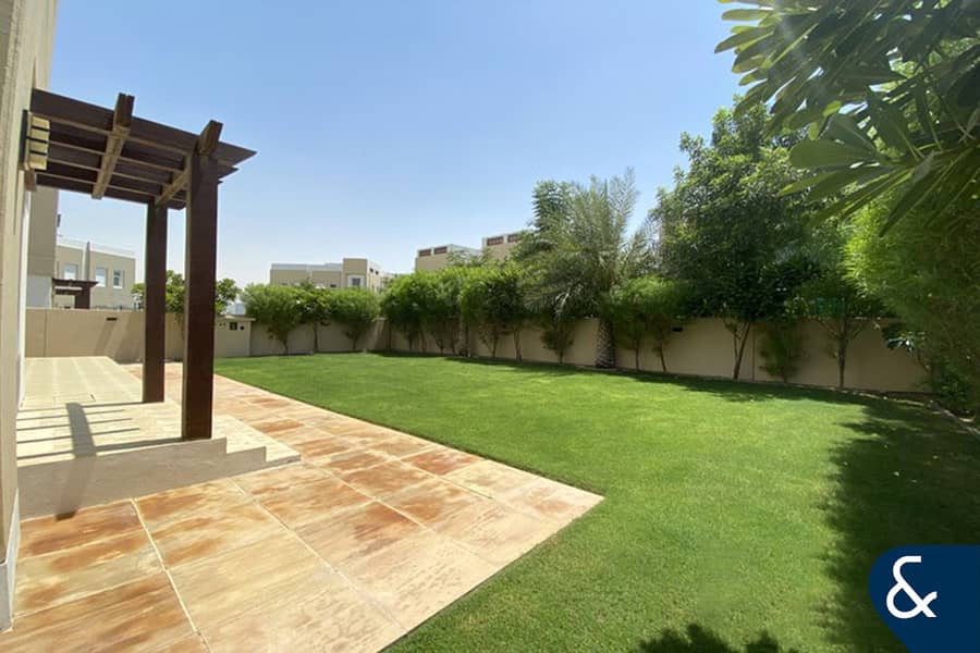 3 Bed | Larger Plot |  Well Maintained