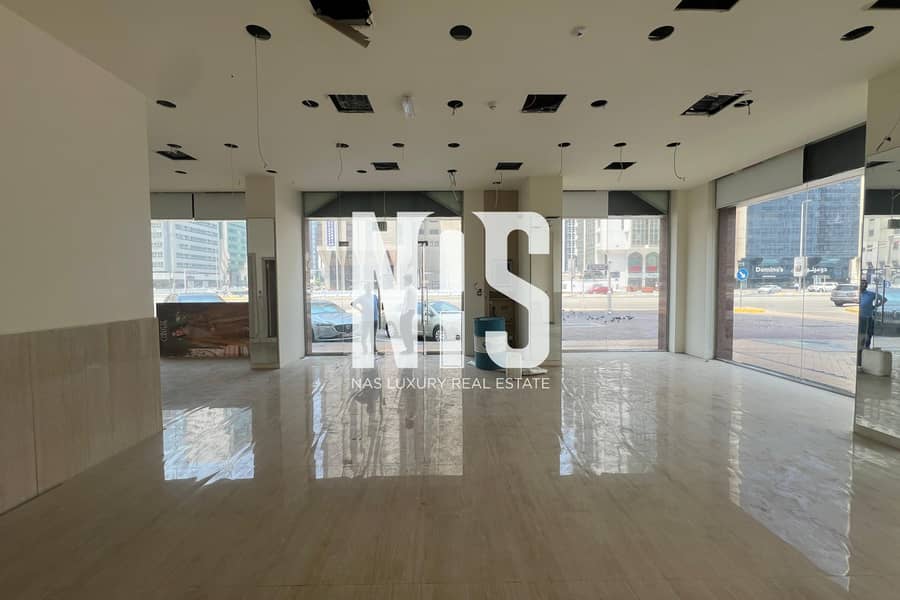位于丽华街 的商铺 340000 AED - 12008341 位于丽华街 的商铺 340000 AED - 12008341