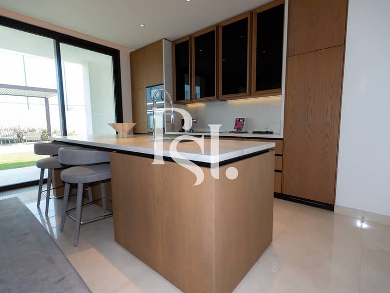 10 lagoons-villas-5brm-al-saadiyat-island-abu-dhabi-13. jpg