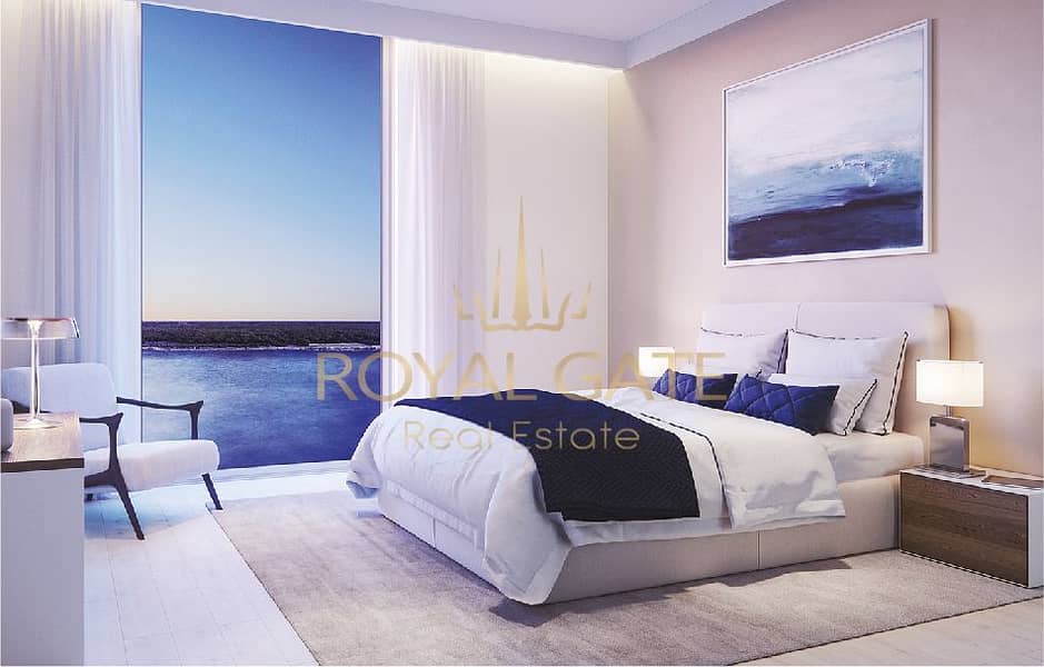 6 dxb002610_waters-edge_image-gallery_949x606-06. jpg