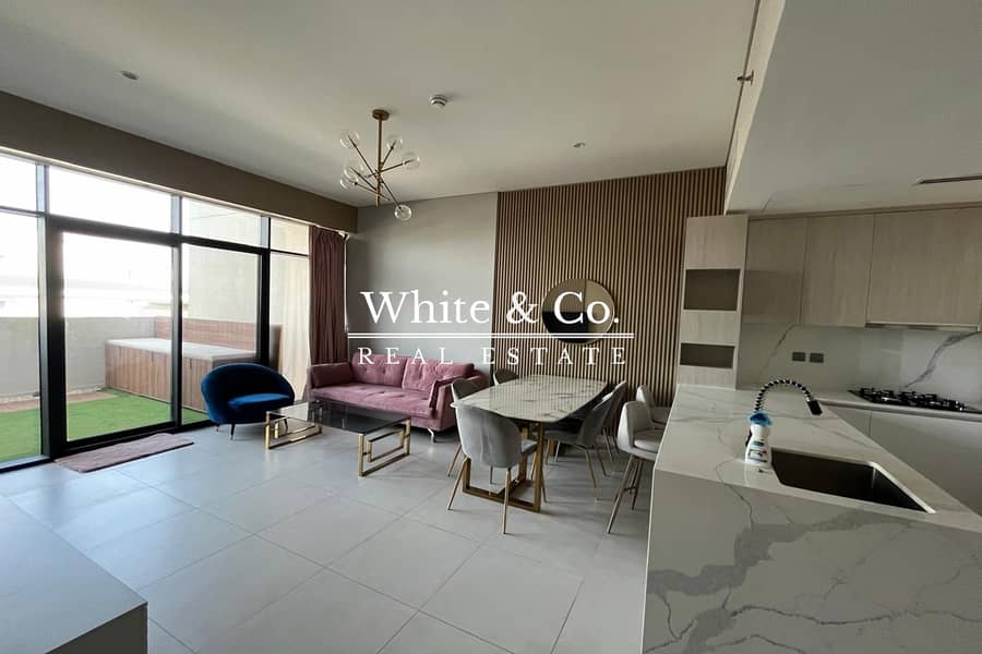 Fully Furnished | Modern | Close to Metro Fully Furnished | Modern | Close to Metro