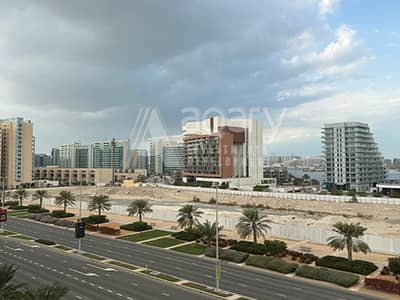 2 Bedroom Flat for Sale in Al Raha Beach, Abu Dhabi - 2BR Designer Duplex | Jacuzzi | Highest Floor