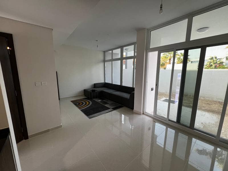 SPACIOUS 5BHK VILLA | VACANT | READY TO MOVE