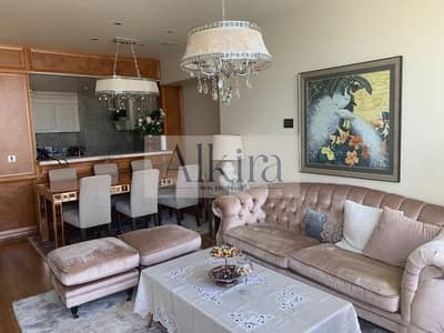 شقة 1 غرفة نوم للايجار في وسط مدينة دبي، دبي - Living Room Looking at the Kichen. jpg