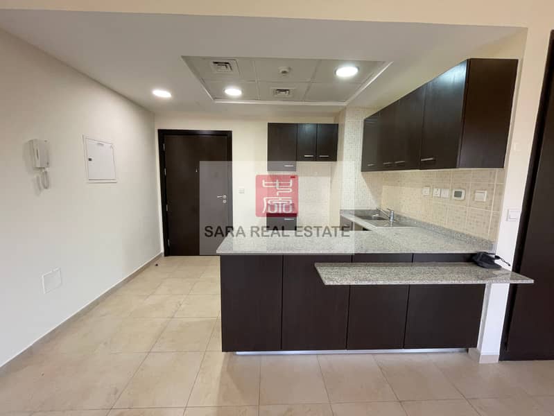 15 2.0 - Kitchen. JPG