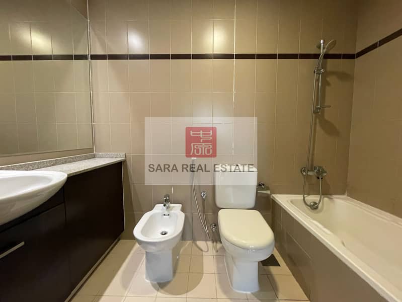 19 3.0 - Toilet. JPG