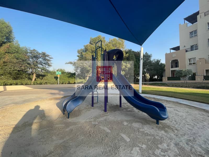 21 1.0 - Outdoor Amenities. JPG