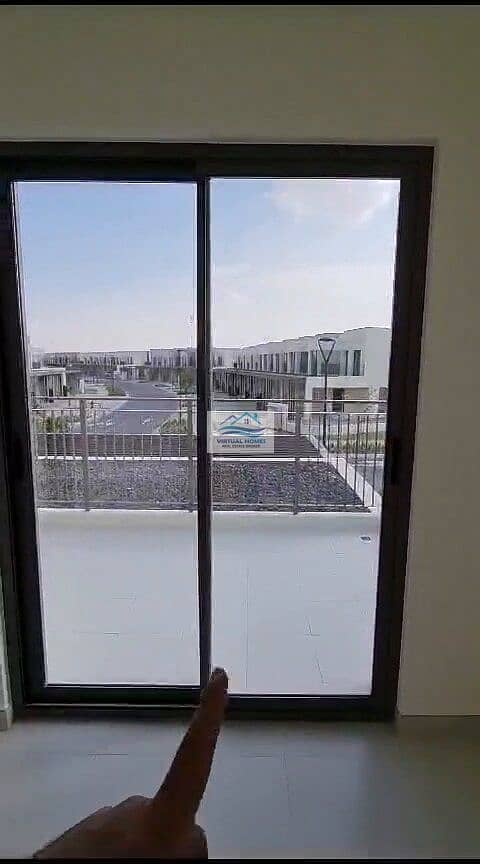 5 VIDEO-2023-11-06-20-00-23_234. jpg