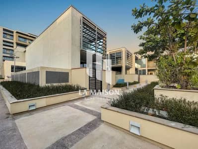 5 Bedroom Villa for Sale in Al Raha Beach, Abu Dhabi - 768954714-1066x800. jpg