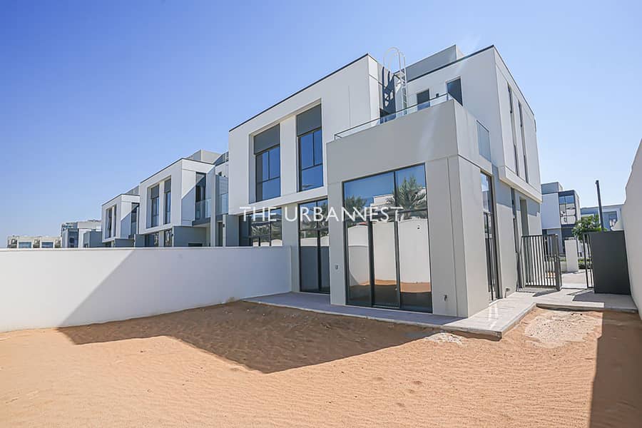Ready to Move In | Single Row | 4 Bedroom Ready to Move In | Single Row | 4 Bedroom