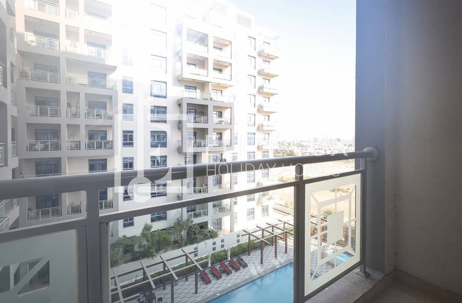 7 balcony 2-min. jpg