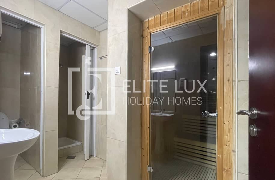 21 sauna and shower-min. jpg
