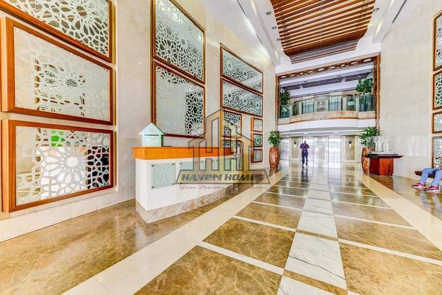 11 palace t18. jpeg