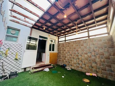 2 Bedroom Villa for Rent in Mirdif, Dubai - SINGLE STORY CORNER 2BHK AND MAID ROOM VILLA MIRDIF