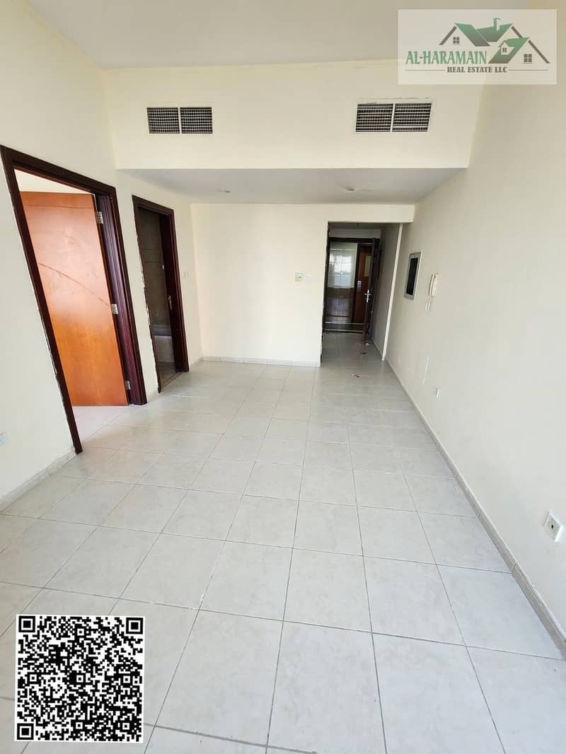 2 4adbd52d-a9cf-40ff-a03f-3ea3f614d82d. jpg
