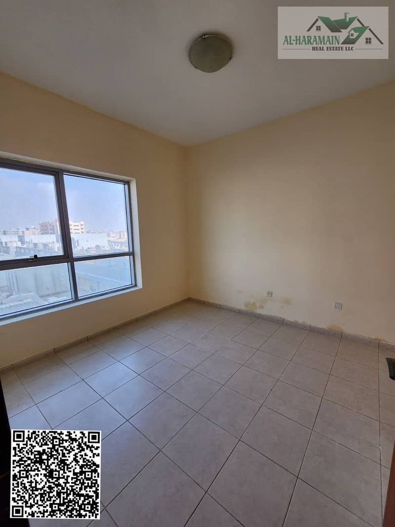 6 09283d32-f8e8-4eda-84ee-d655d5f47163. jpg