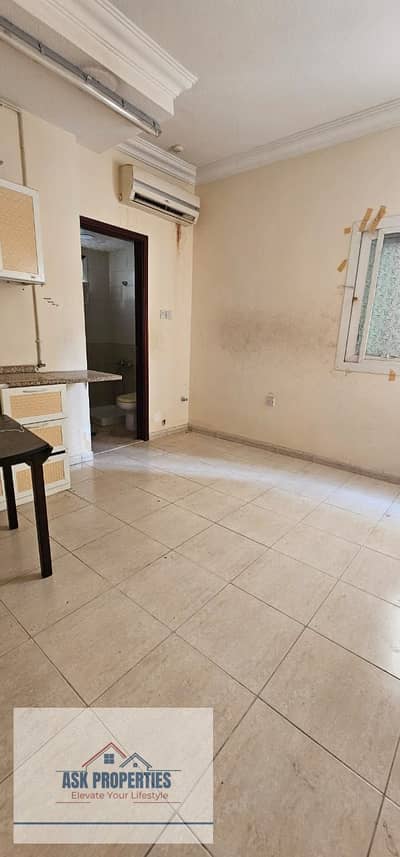 Studio for Rent in Bu Tina, Sharjah - 1000044261. jpg
