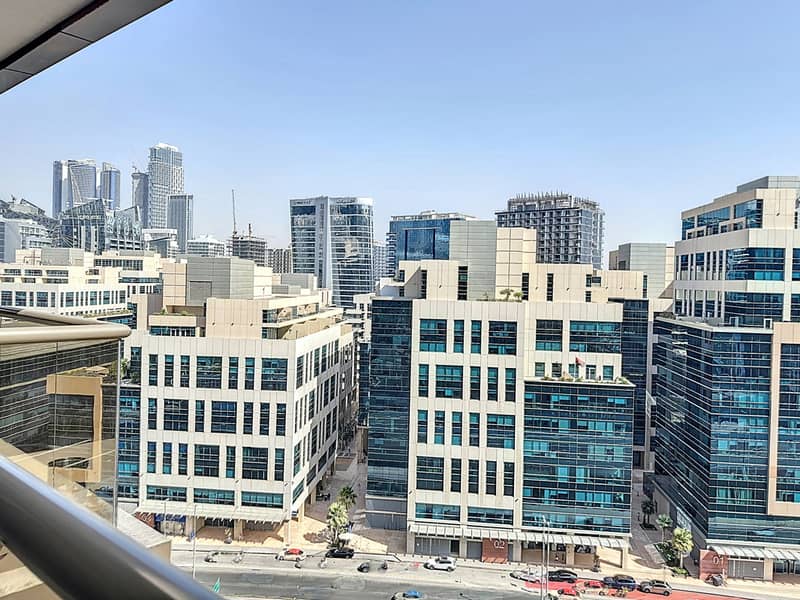 9 a706EliteDowntown-1726482827_1726483467_83495_44f2f96. jpg