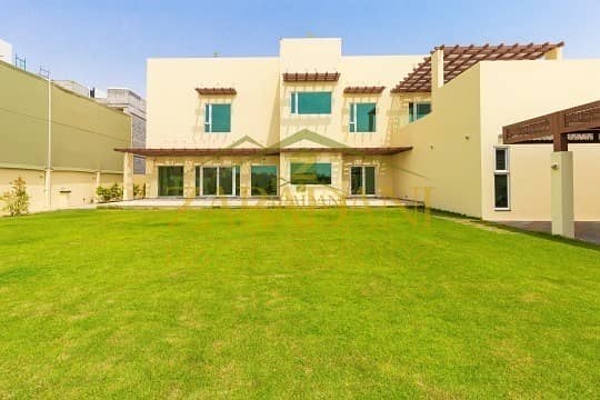 Beautiful Brand New 5 Bed M D villa in Muhaisnah-1