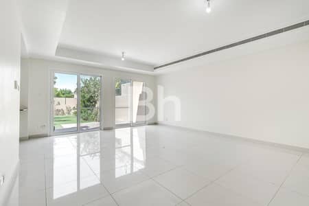 3 Bedroom Villa for Rent in The Springs, Dubai - Fully Upgraded | Lake View | Opposite Pool & Park