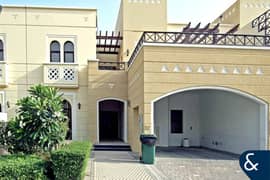 فیلا في نسيم،مدن 4 غرف 5150000 درهم - 7755389