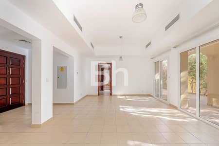 3 Bedroom Townhouse for Rent in Arabian Ranches, Dubai - Type A | Family Room | Vacant | Charming Townhouse