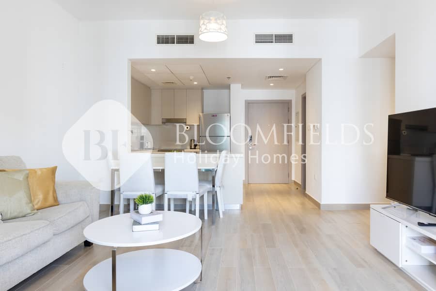 5 9 Living Room to Kitchen. jpg
