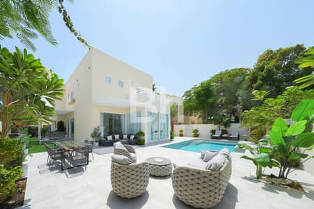 5 Bedroom Villa for Sale in The Meadows, Dubai - 5 Bedrooms | Fully Upgraded | Extended | Turnkey
