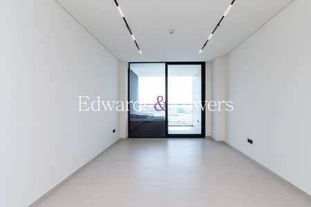 Studio for Sale in Business Bay, Dubai - REDUCED | Close to OP | Full Canal View