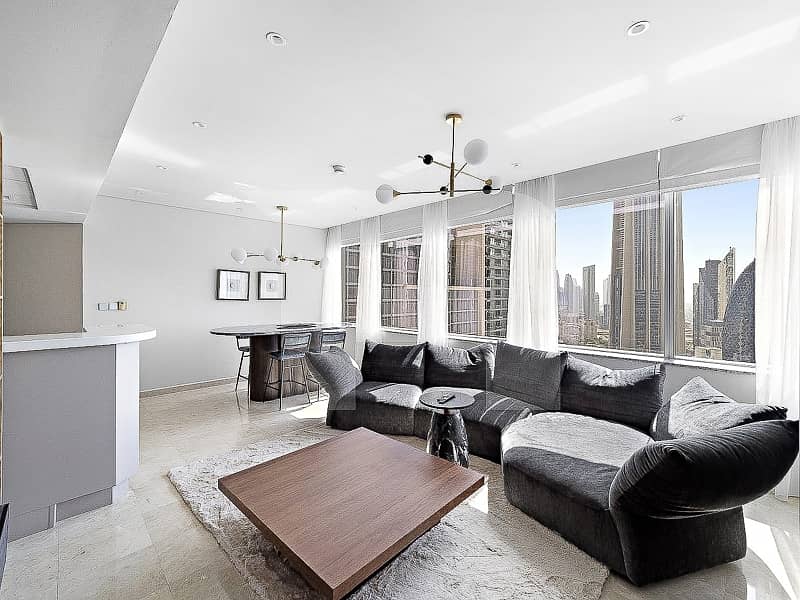 Luxury Furnished l Upgraded l Vacant Soon Luxury Furnished l Upgraded l Vacant Soon