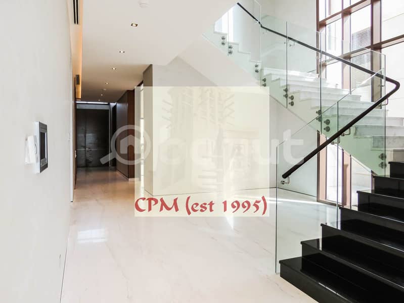 8 Hidd T3 6BR Villa- Staircase. jpg