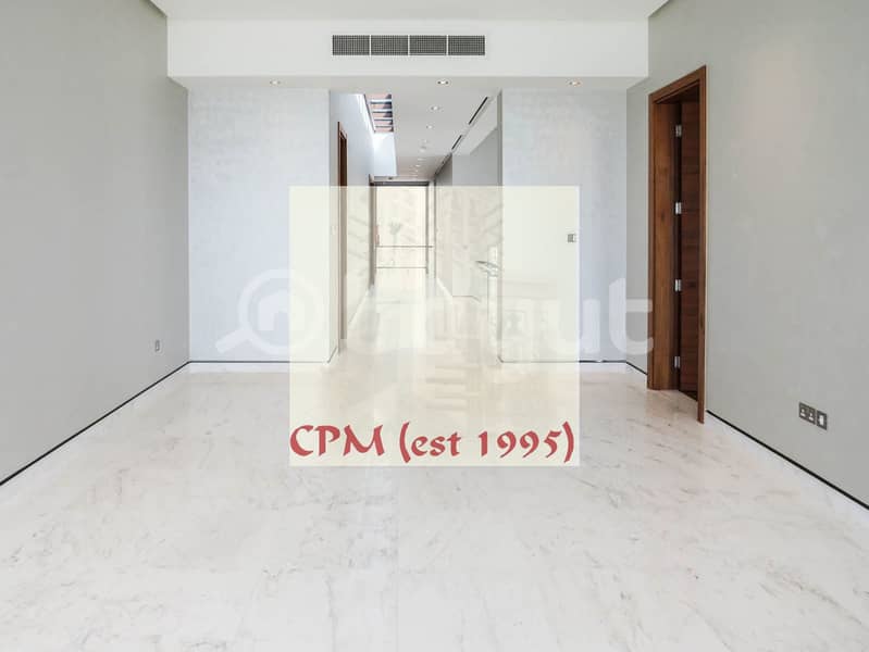 11 Hidd T3 6BR -Upstairs Family rm:Foyer. jpg