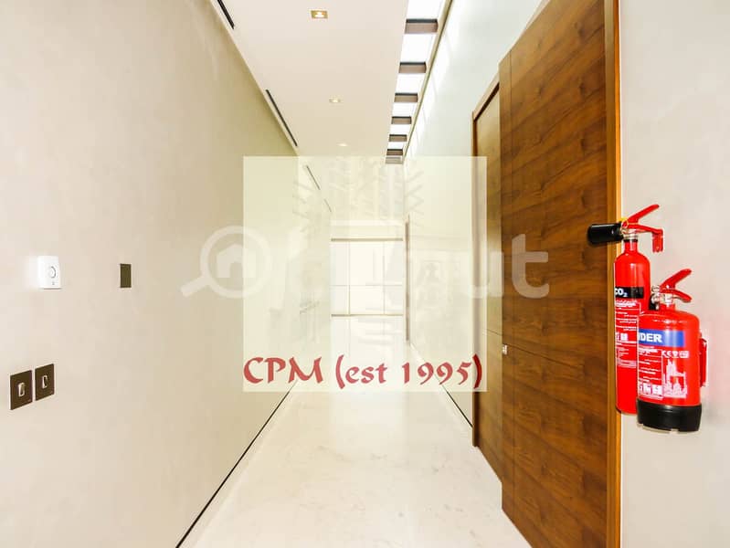 12 Hidd T3 6BR- Upstairs Foyer . jpg