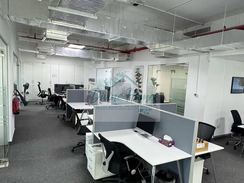 2 Palace Tower 1 Office (2). jpeg