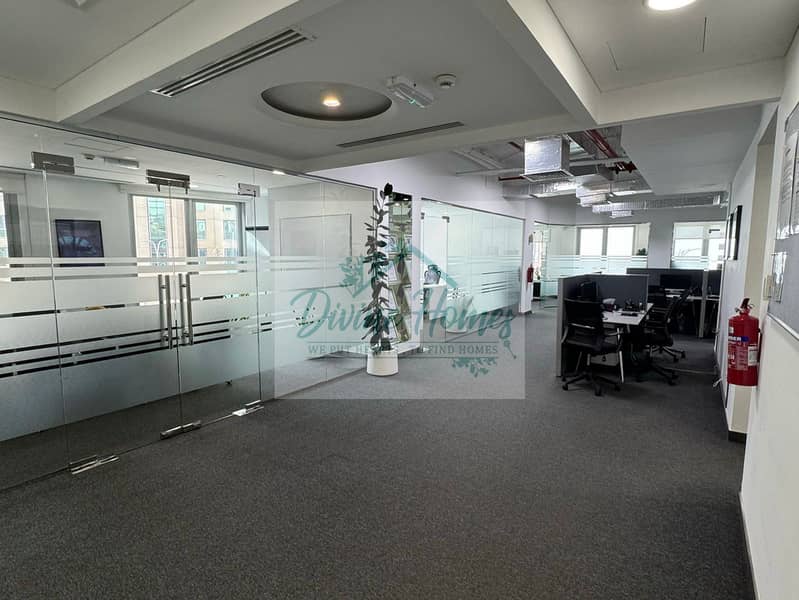 7 Palace Tower 1 Office (8). jpeg