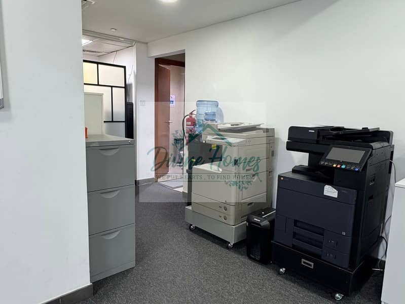 21 Palace Tower 1 Office (22). jpeg