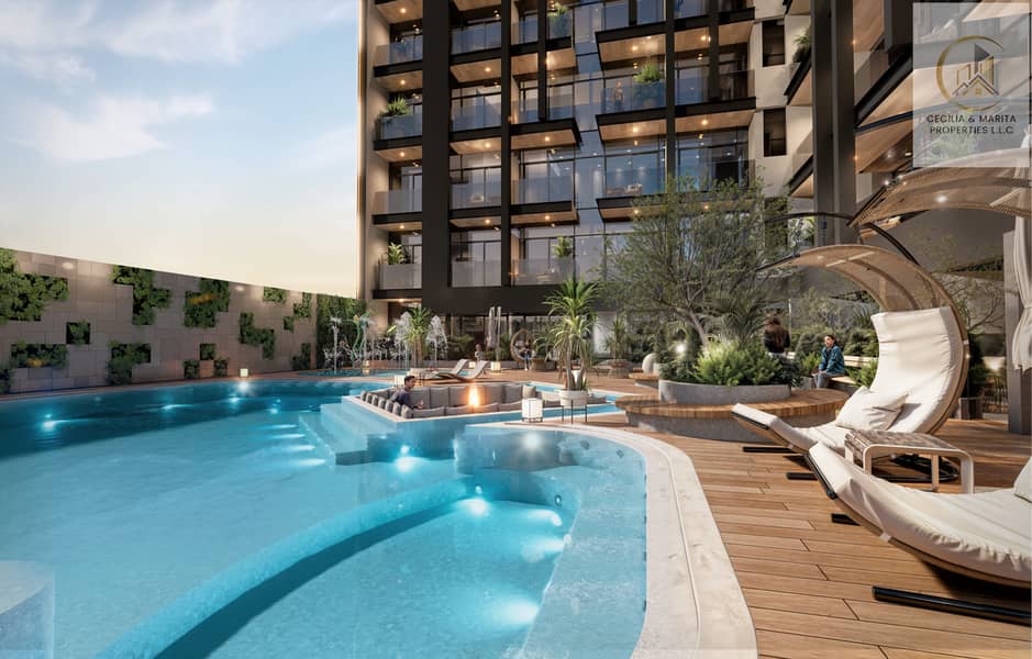 7 Leisure Pool & Sunken Sitting. jpg