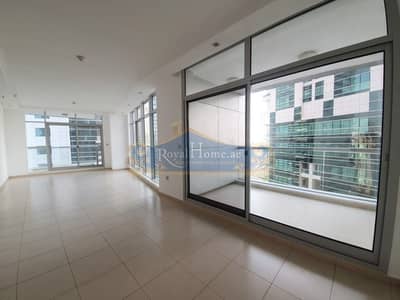 Huge Duplex | Sea & Palm View | 3000+ sq.ft Huge Duplex | Sea & Palm View | 3000+ sq.ft