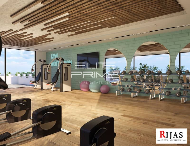 10 gym1. jpg