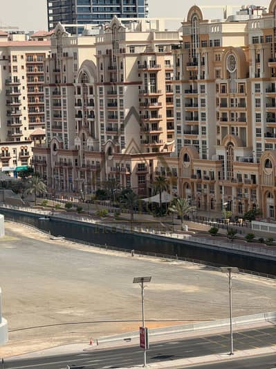 1 Bedroom Apartment for Rent in Dubai Sports City, Dubai - 677a76e0-ff98-46bf-bdaa-efeff3ef11b9. jpeg